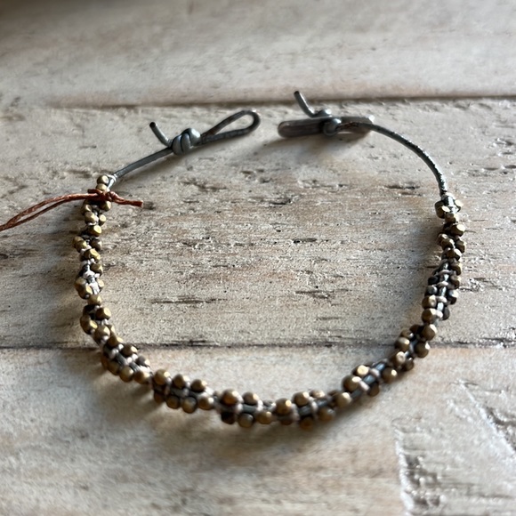 Dogeared 100 Good Wishes Twist Bracelet - Picture 2 of 9